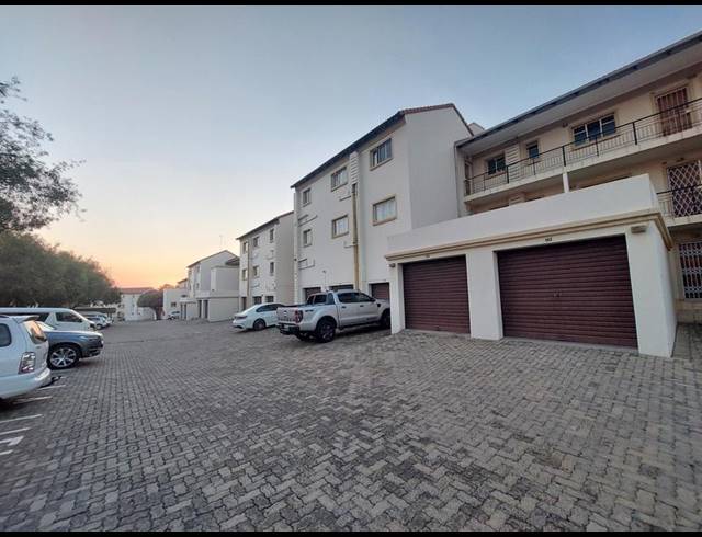 2 BEDROOM PROPERTY TO RENT IN COUNTRY VIEW ESTATE